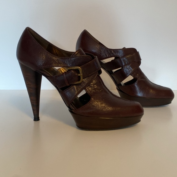 Stuart Weitzman Chocolate Brown Booties/Shoes - size 7 - Picture 11 of 11